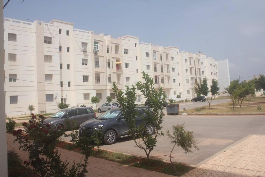 Charmant Appartement Marocain Au Coeur De Saidia Exterior photo